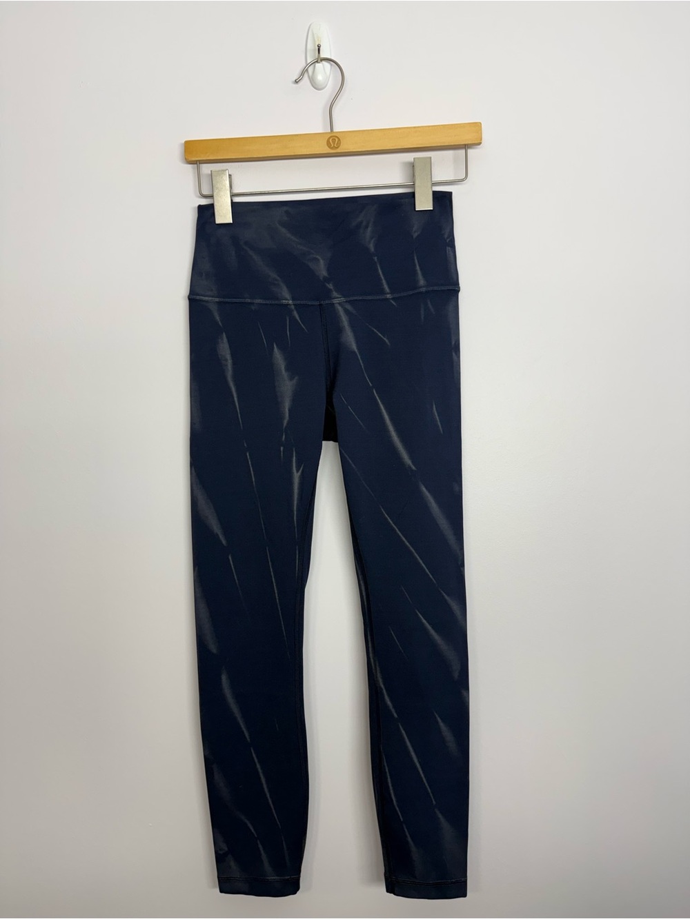 82: Lululemon Wunder Train High-Rise Tight 25" Sun Bleached Wash True Navy Sz 6